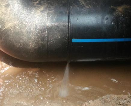 宝丰楼顶渗水维修公司为大家分享下宝丰卫生间漏水维修修补技术!